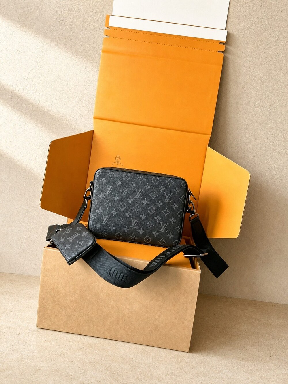 Louis Vuitton Trio Monogram Eclipse Reverse Messenger Bag - Picture 2 of 8